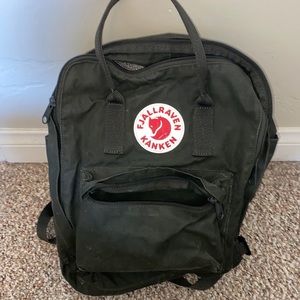 FJALLRAVEN BACKPACK OLIVE GREEN